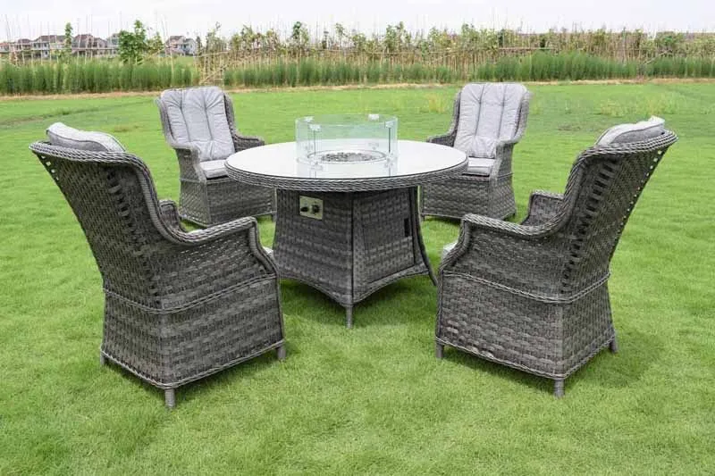 Hatherton 4 Seat Round Fire Pit Set