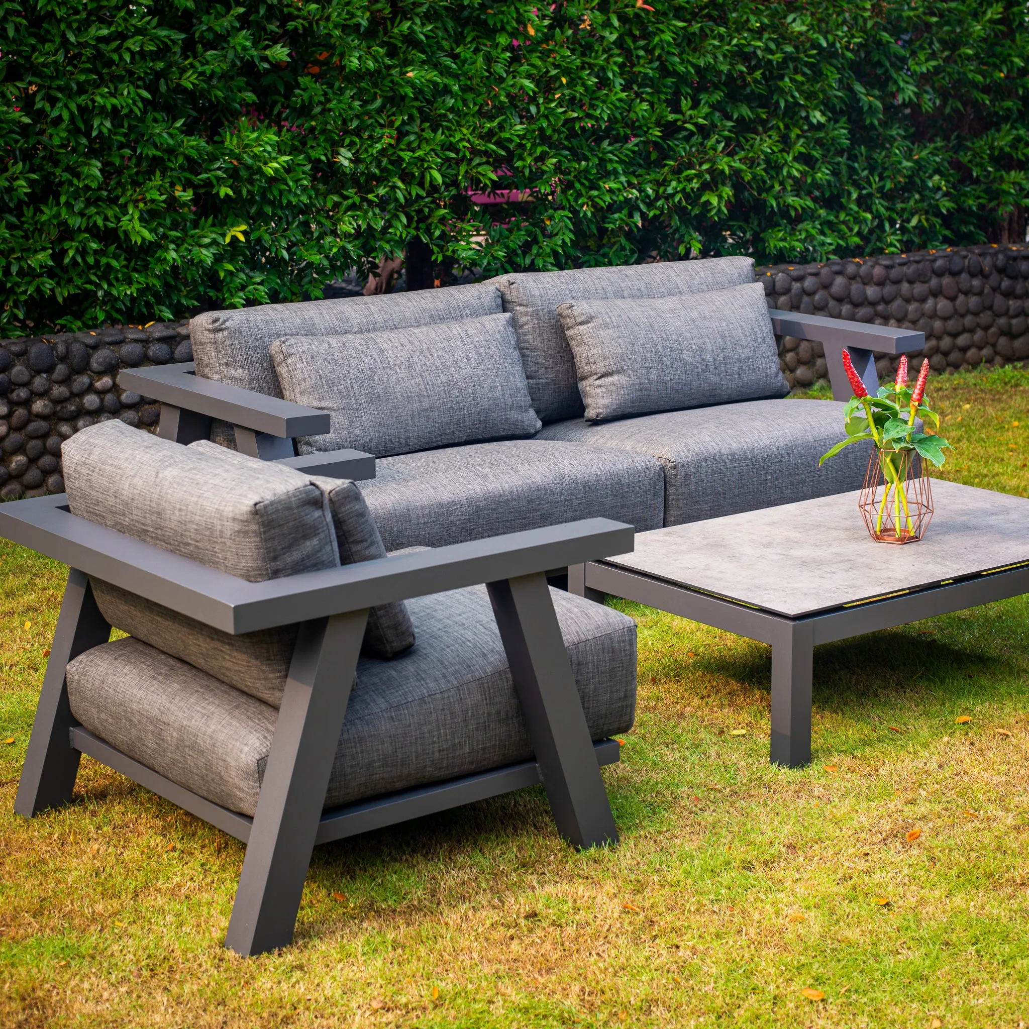 Iconic 2 Seat Sofa Set with HPL Table in Anthracite