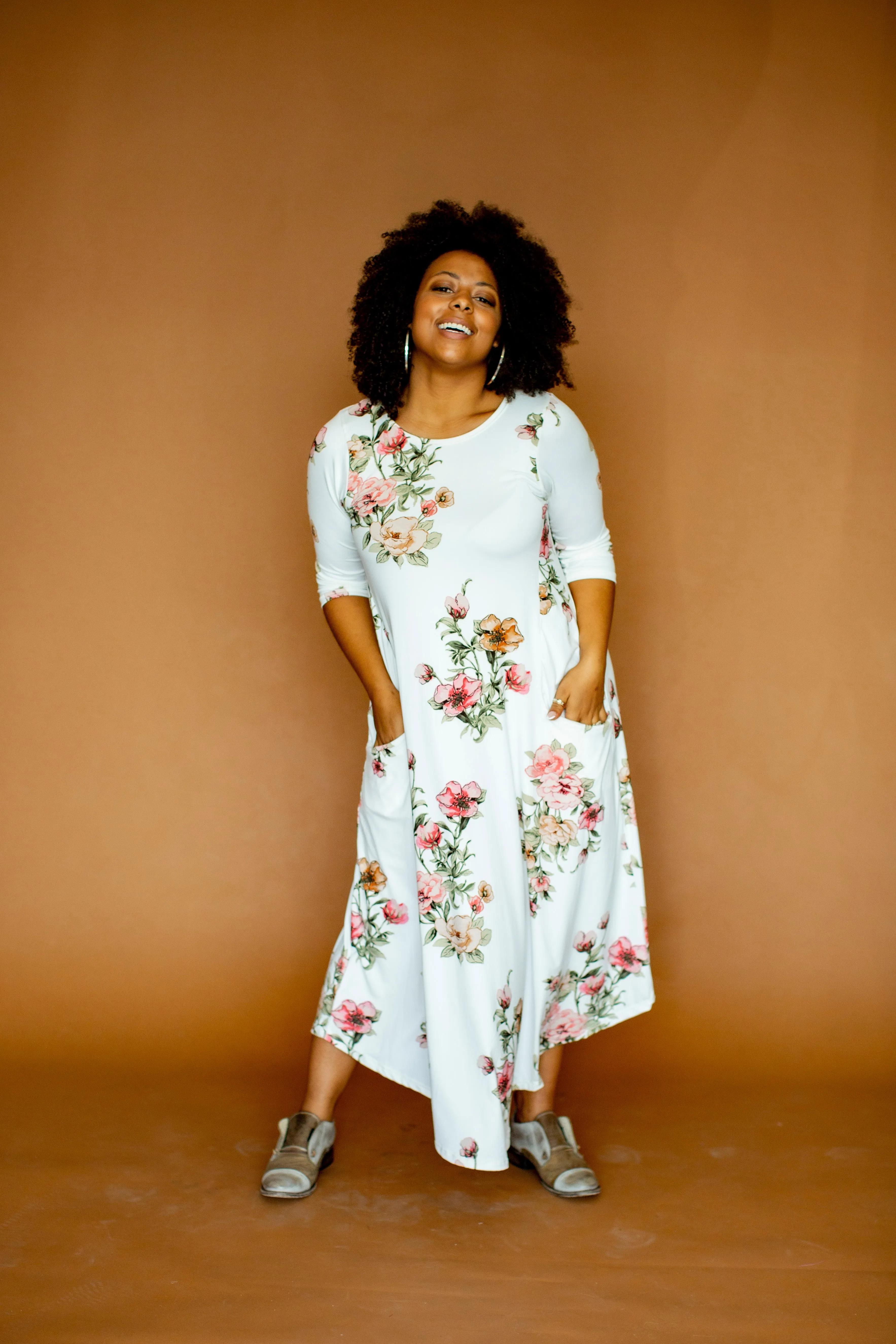 Jessi Dress White Floral Sketch