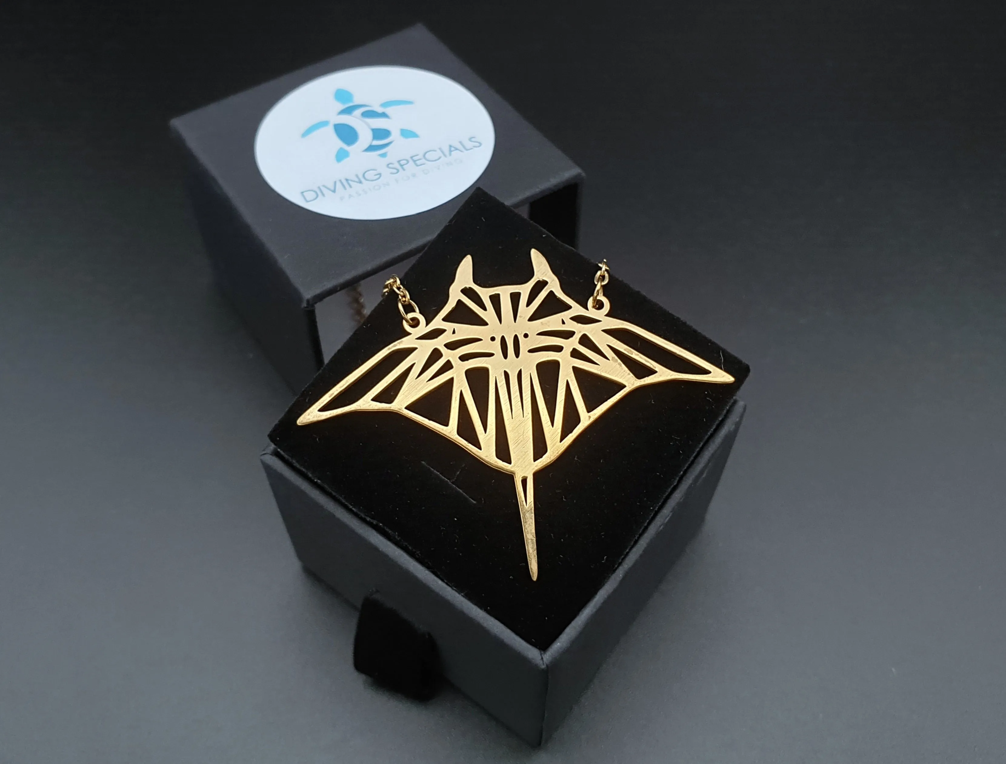 Manta Ray Necklace - Large silver or gold