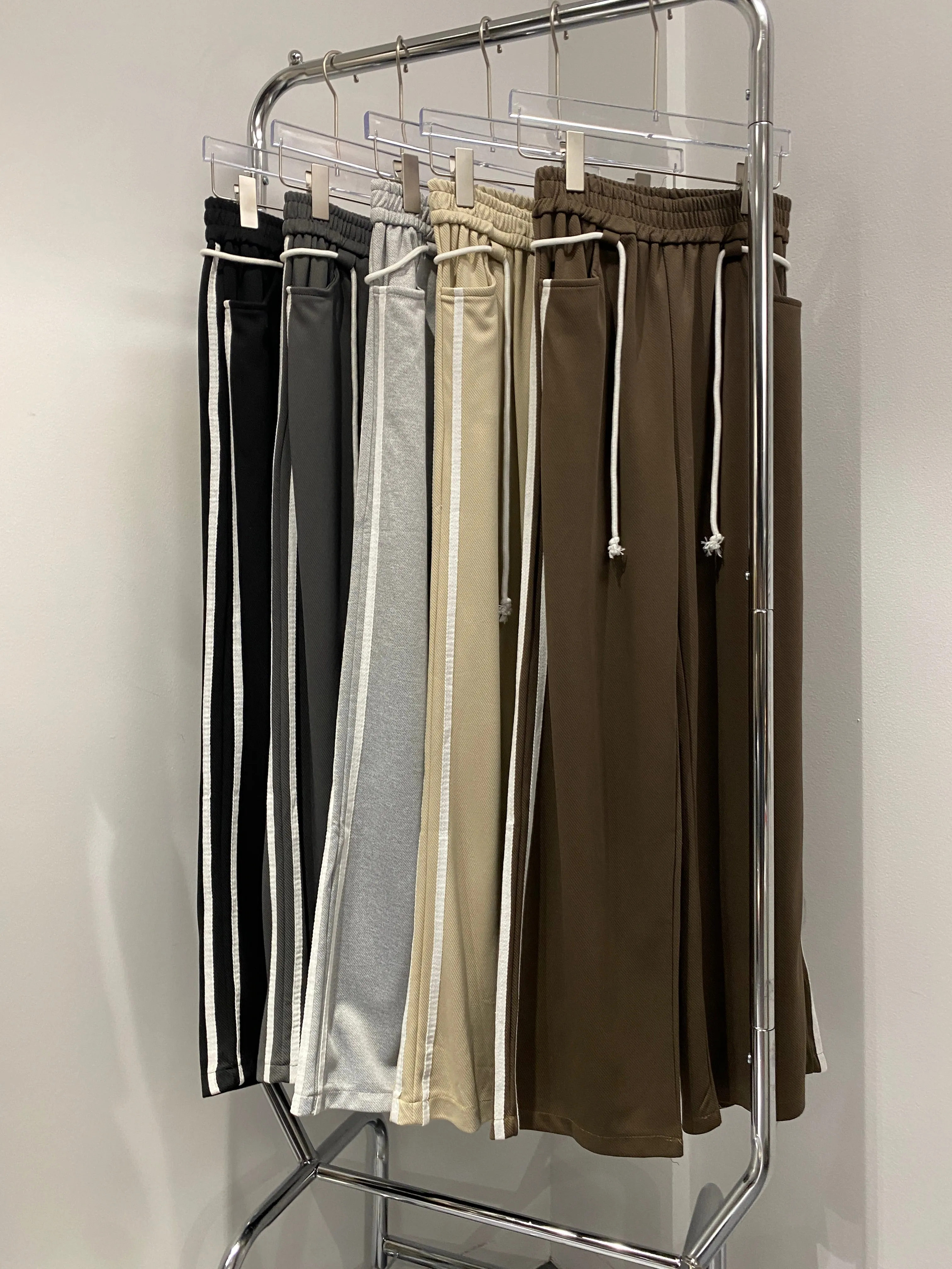Side Striped Wide Leg Sweatpants - Cocoa