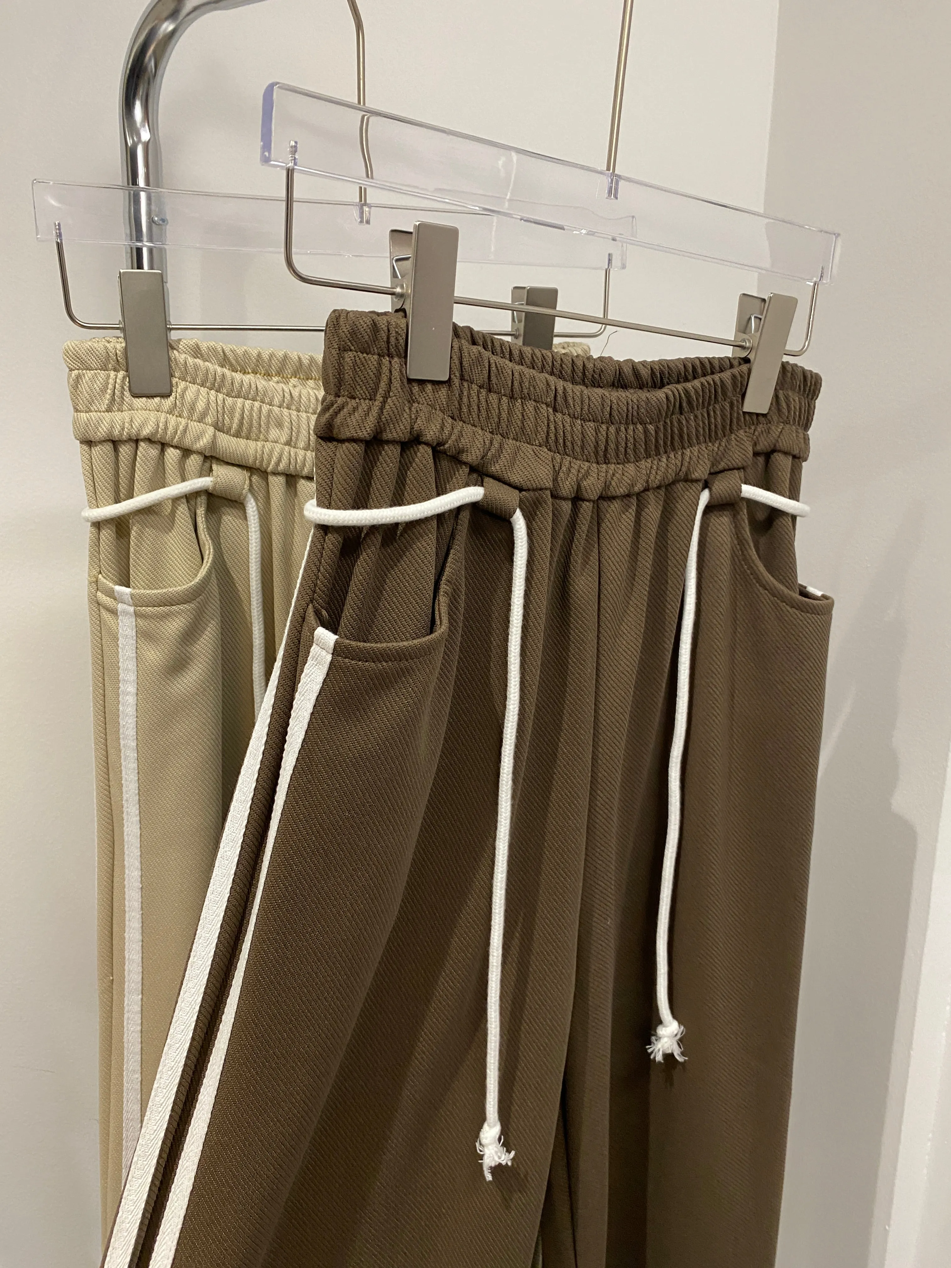 Side Striped Wide Leg Sweatpants - Cocoa