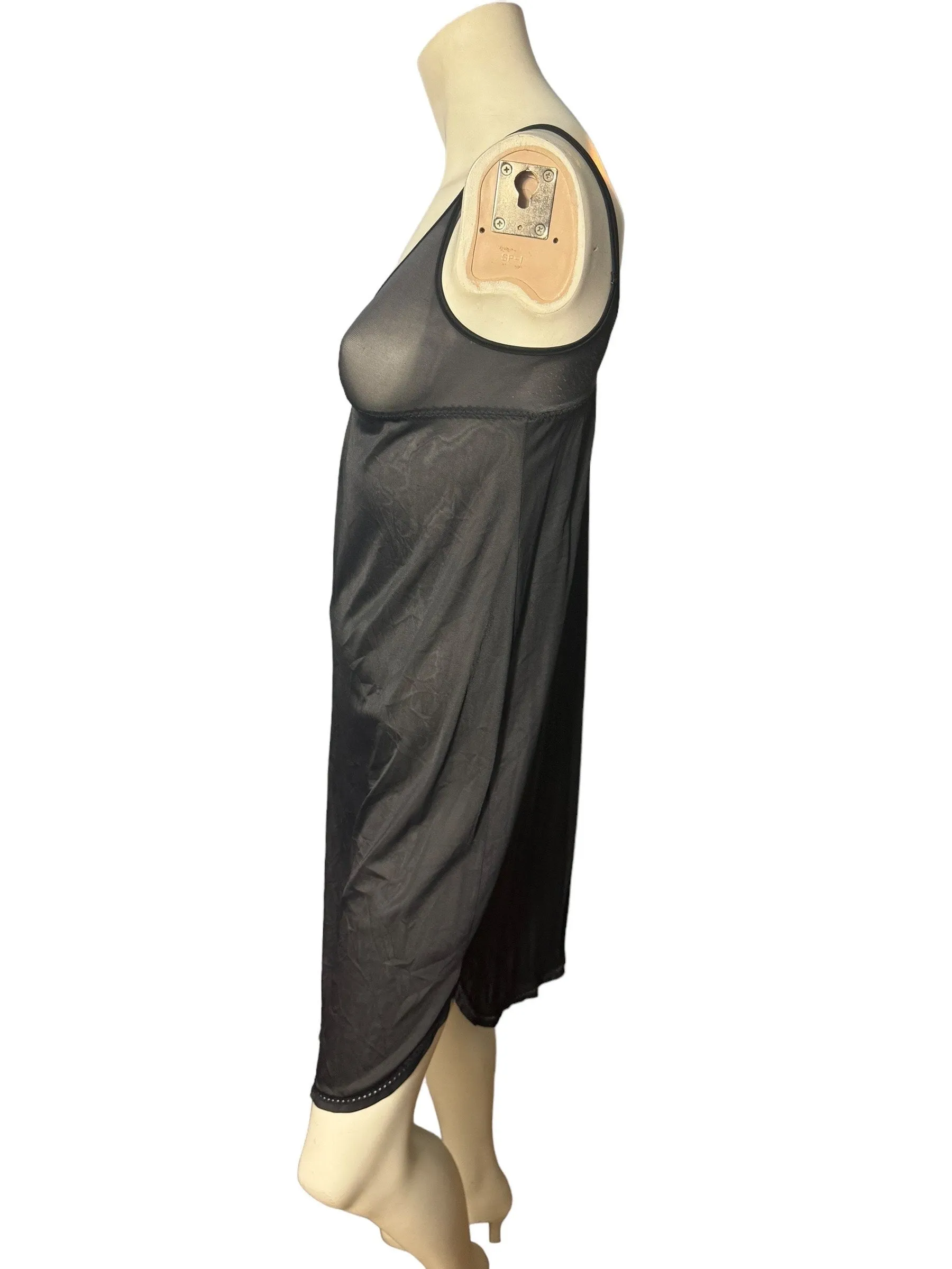 Vintage black full slip 36 Formfit Rogers